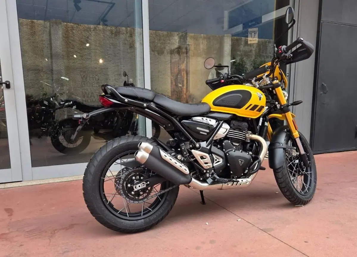 Triumph Scrambler 400 XC (2025 - 26) (4)
