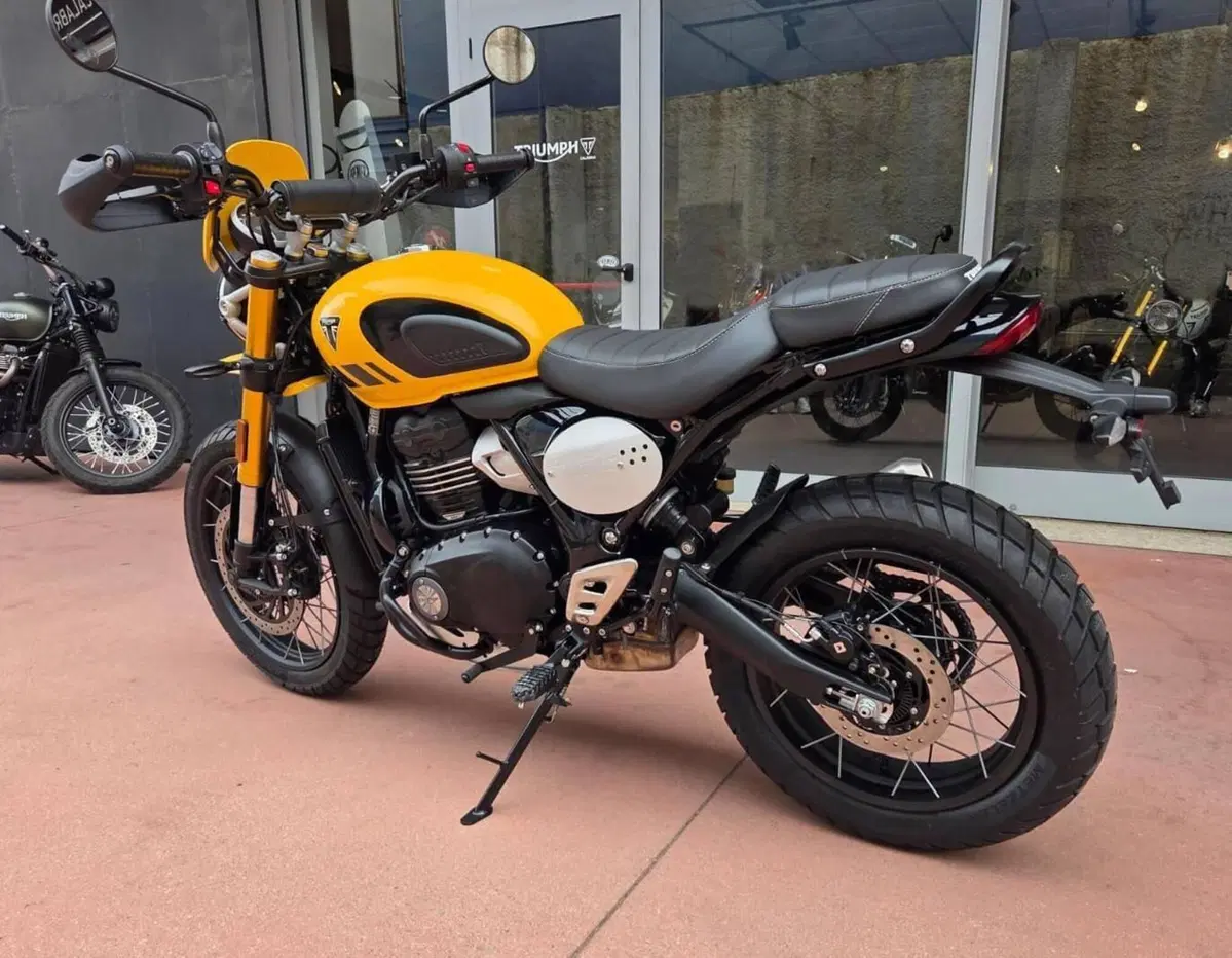 Triumph Scrambler 400 XC (2025 - 26) (9)
