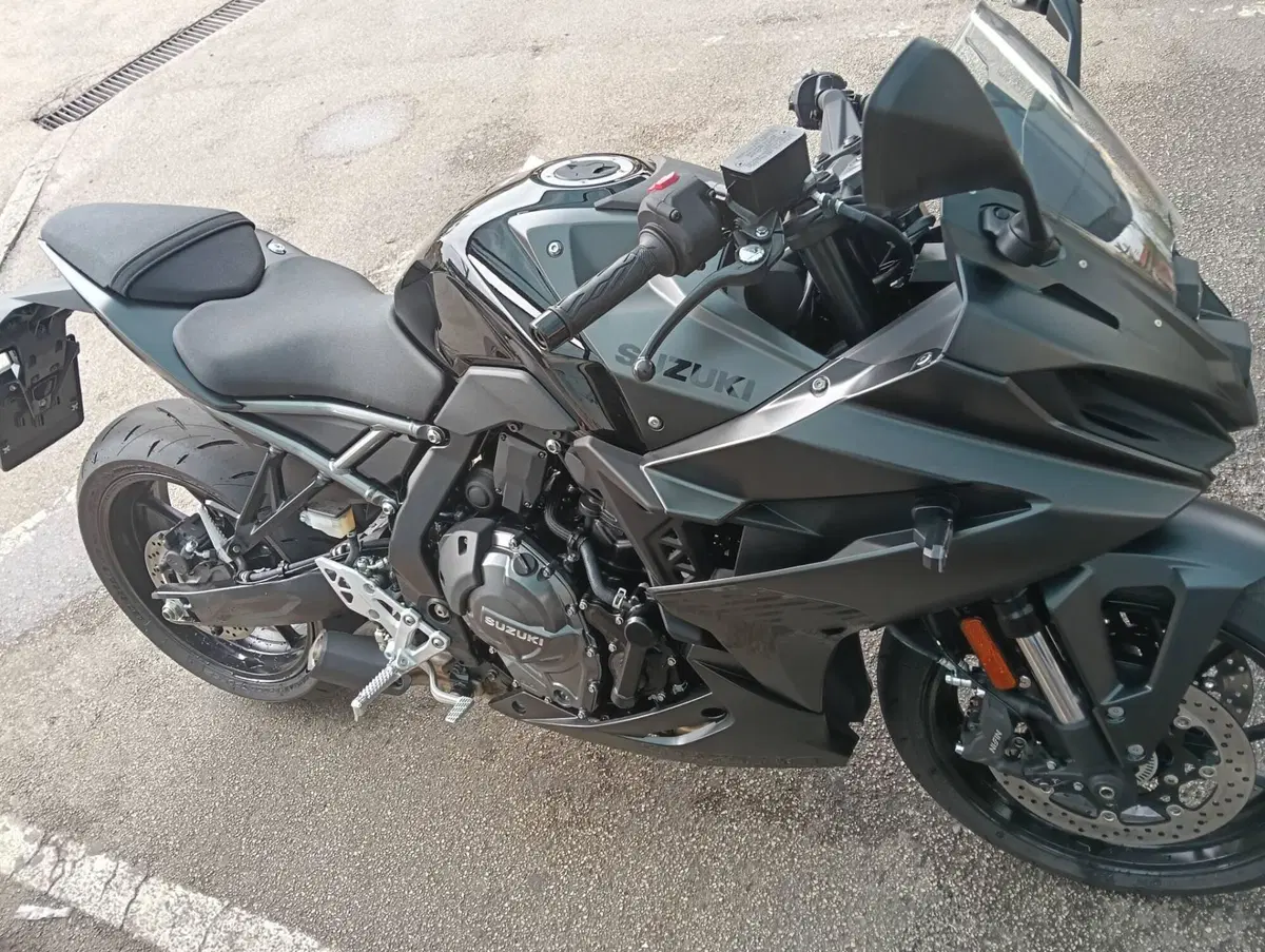 Suzuki GSX-8R EVO (2025 - 26) (3)