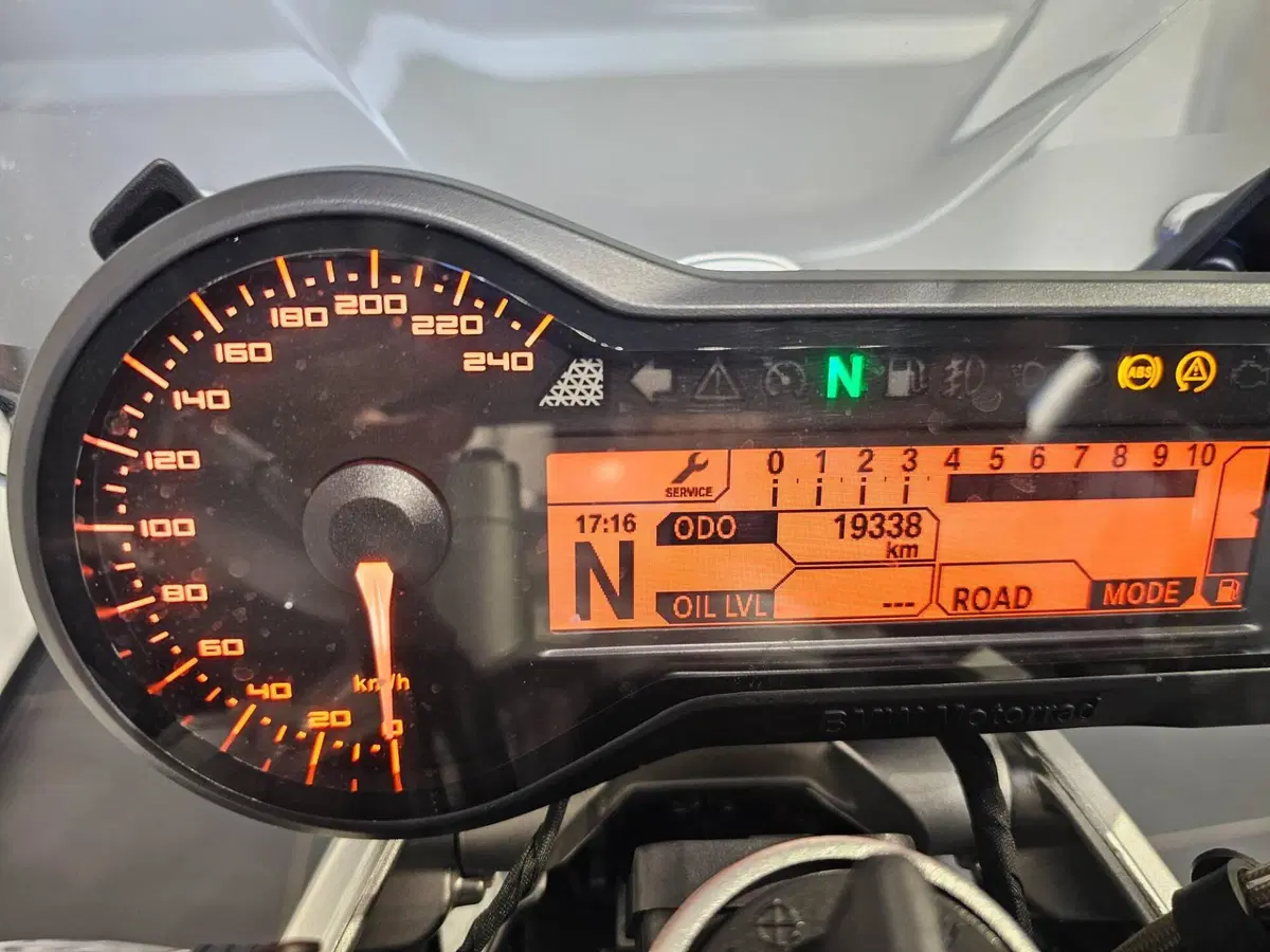 Bmw R 1200 R (2015 - 16) (6)