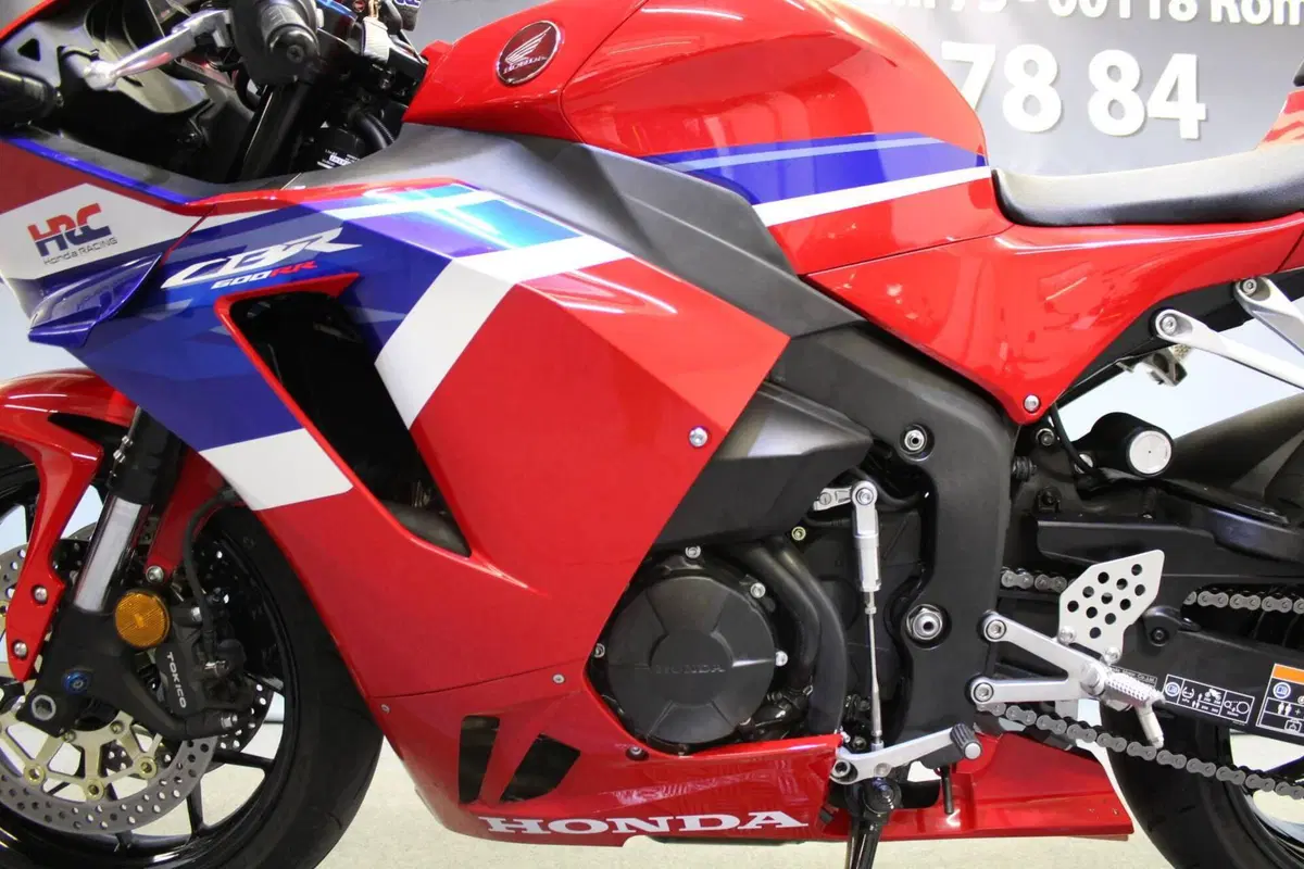 Honda CBR 600 RR (2024 - 26) (16)