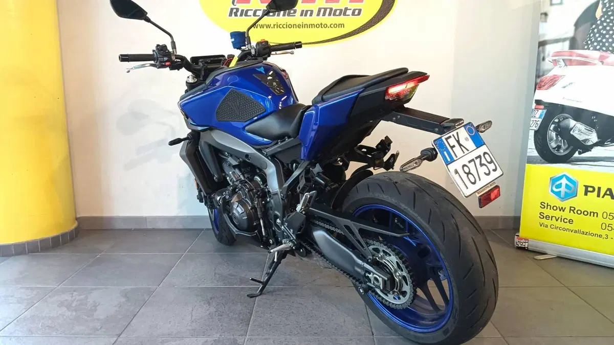 Yamaha MT-09 (2024 - 26) (4)