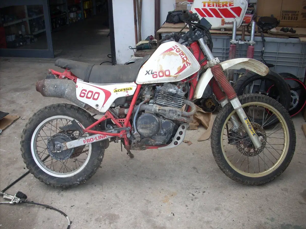 Ricambi Usati Originali Honda XL 600 R LM RM d'Epo (2)