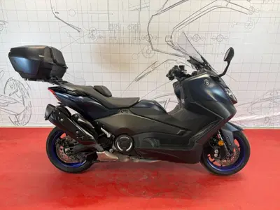 Yamaha T-Max 560 Tech Max (2022 - 24) usata