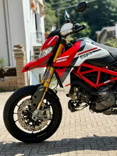 Ducati Hypermotard 950 SP (2022 - 25) usata