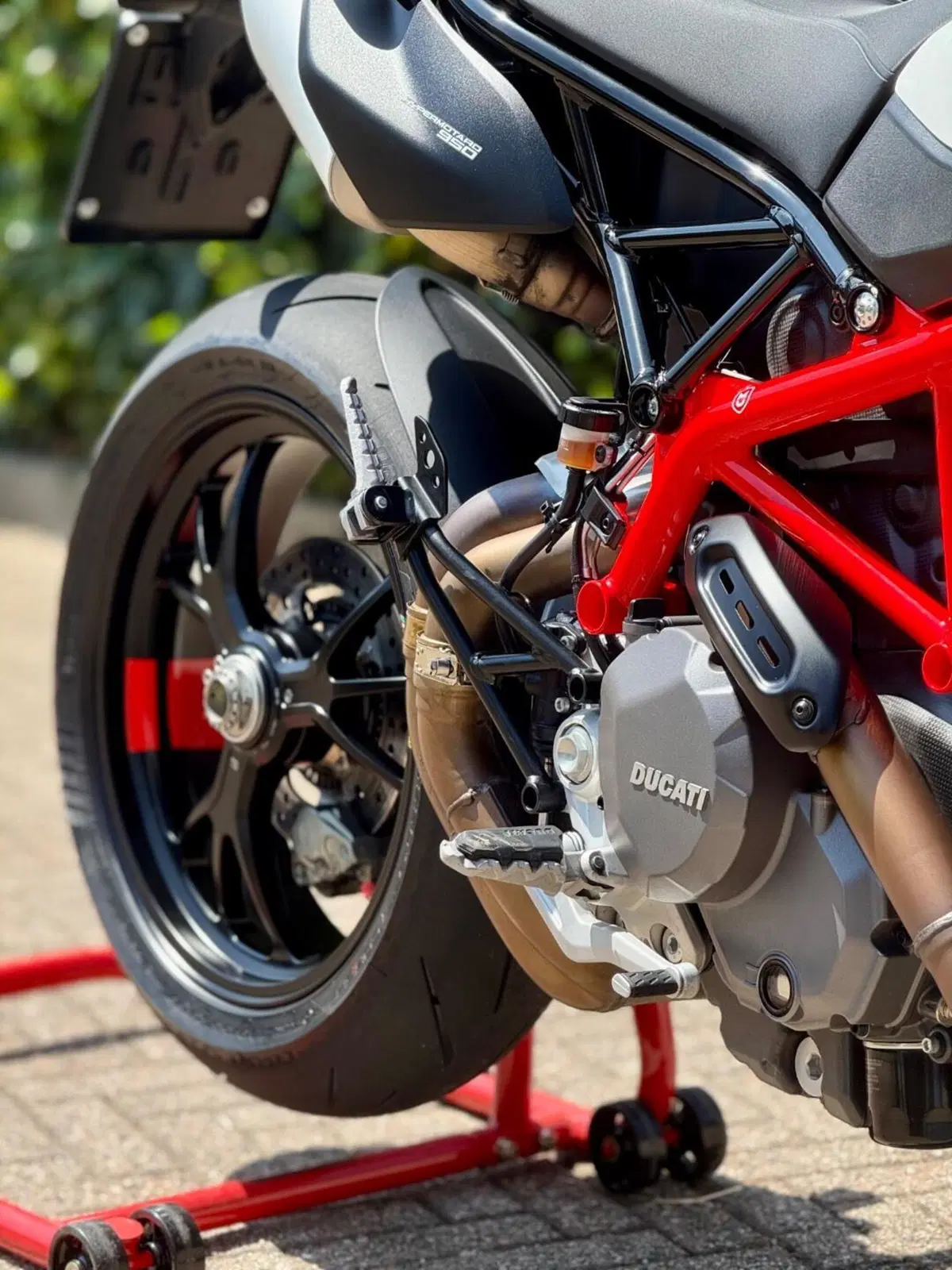 Ducati Hypermotard 950 SP (2022 - 25) (2)