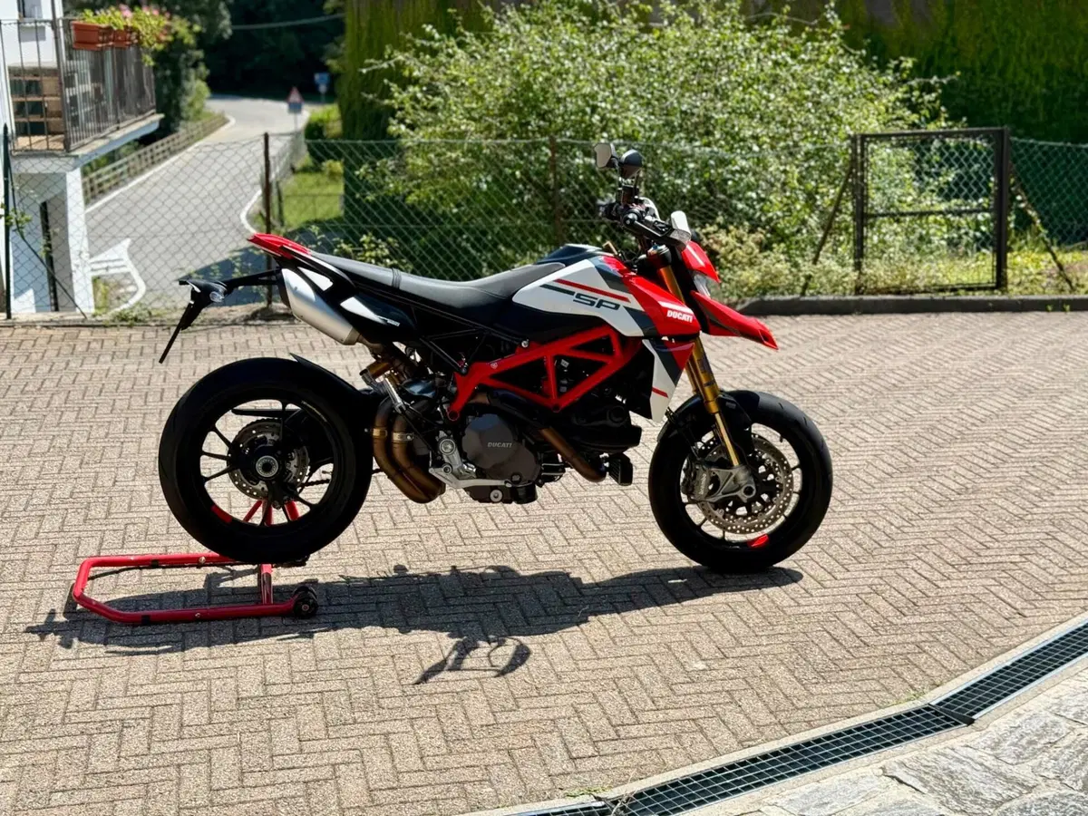 Ducati Hypermotard 950 SP (2022 - 25) (7)