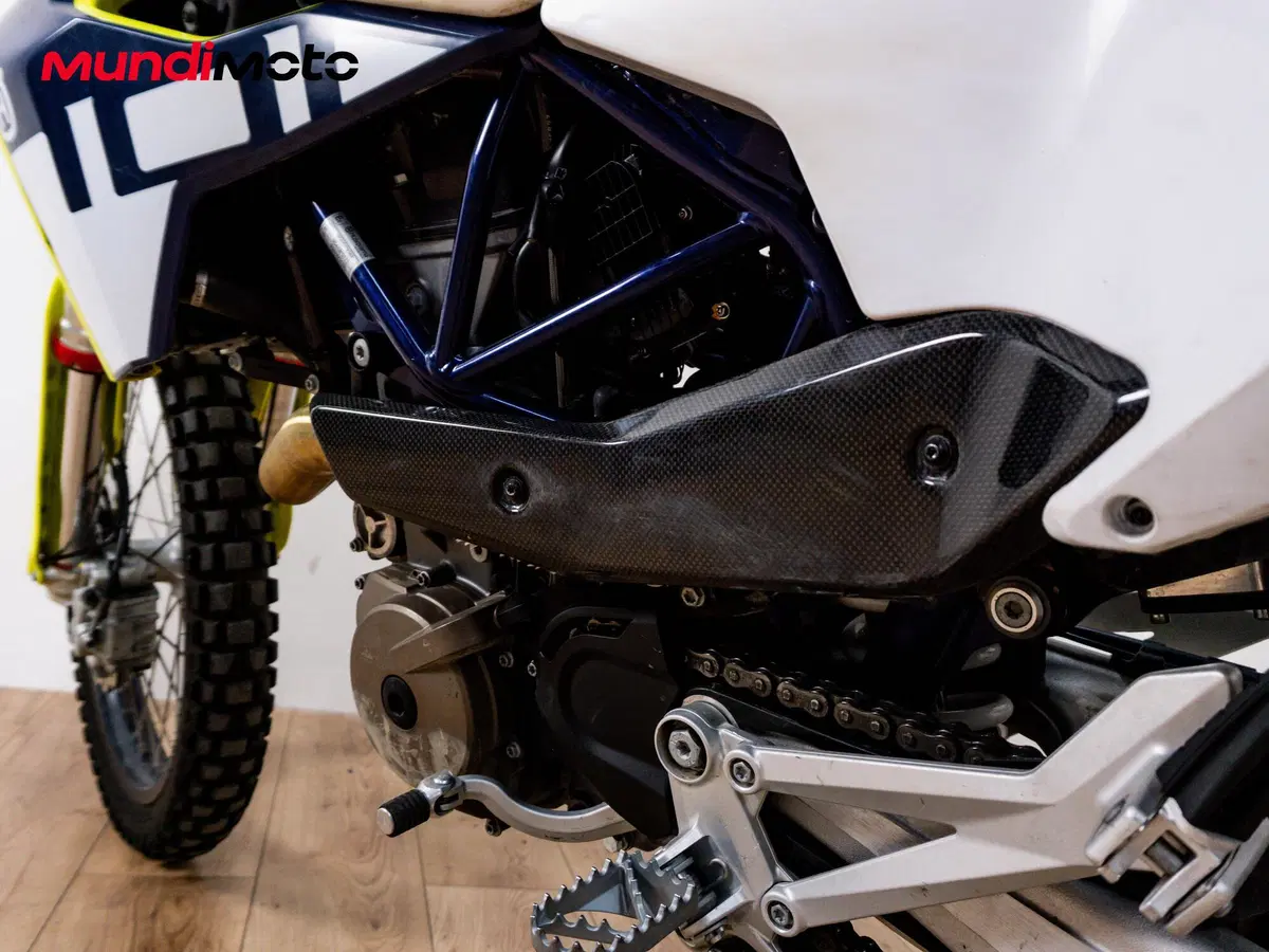 Husqvarna 701 Enduro (2016) (10)