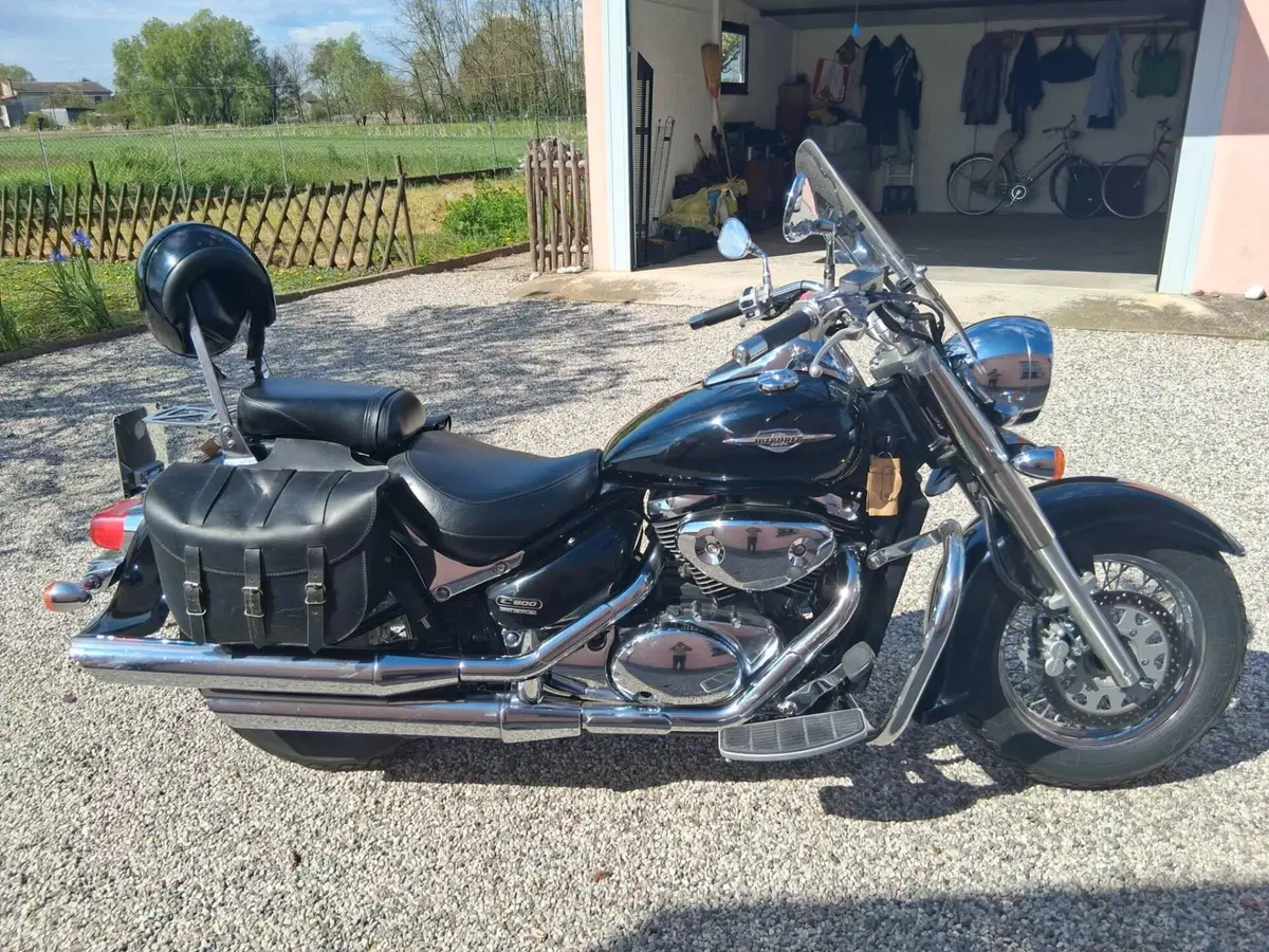 Suzuki VL 800 Intruder C (2005 - 06)