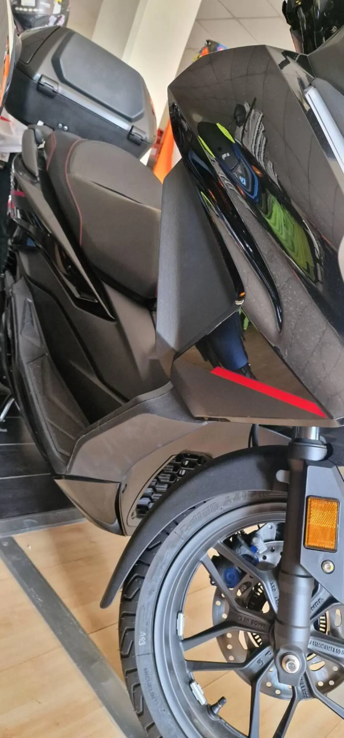 Honda Forza 350 Deluxe (2025 - 26) (2)