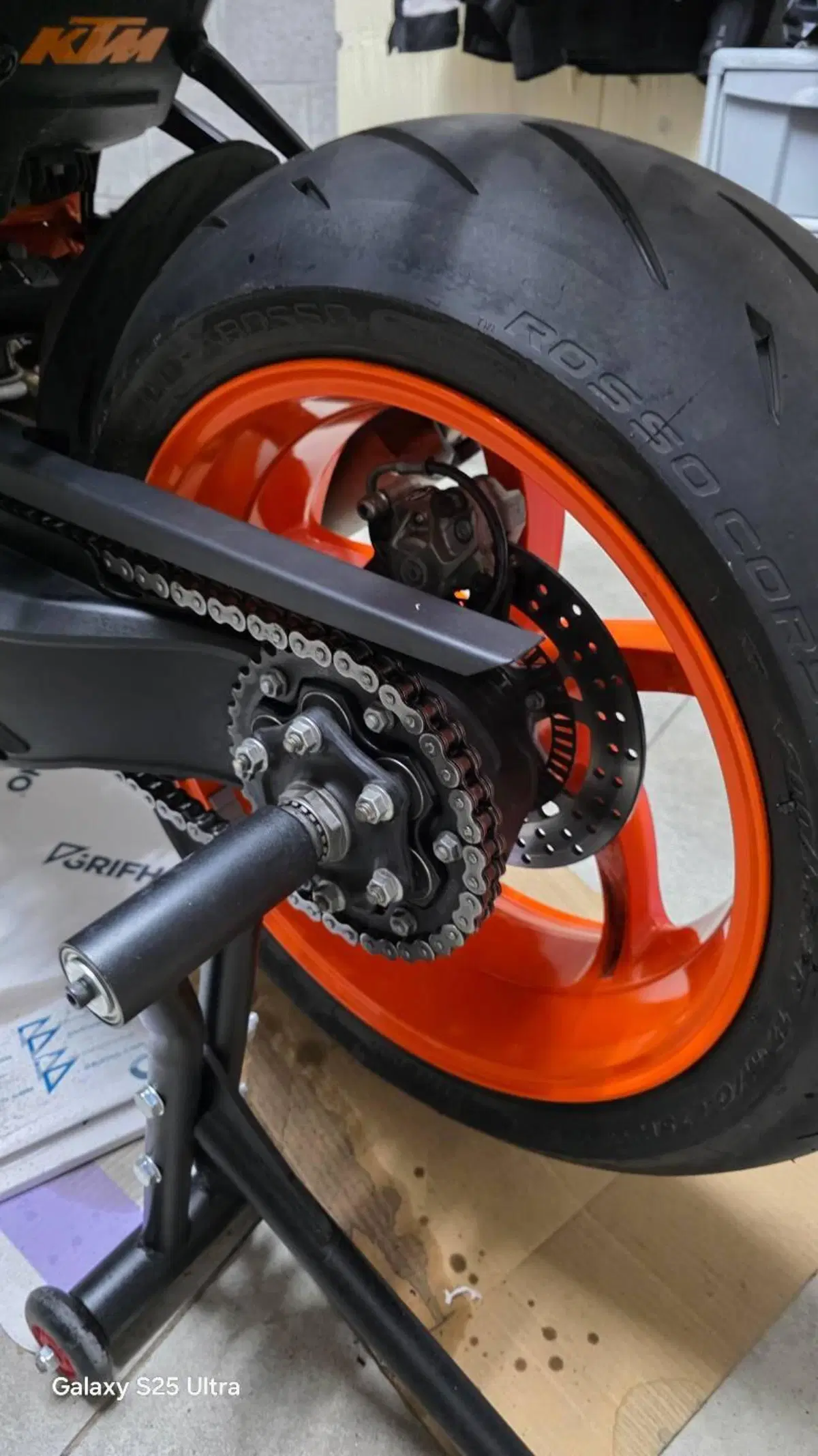 KTM 1290 Super Duke R (2022 - 23) (8)
