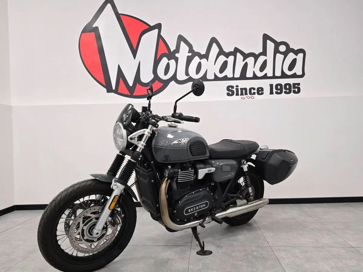 Brixton Motorcycles Cromwell 1200 (2022 - 26) (4)