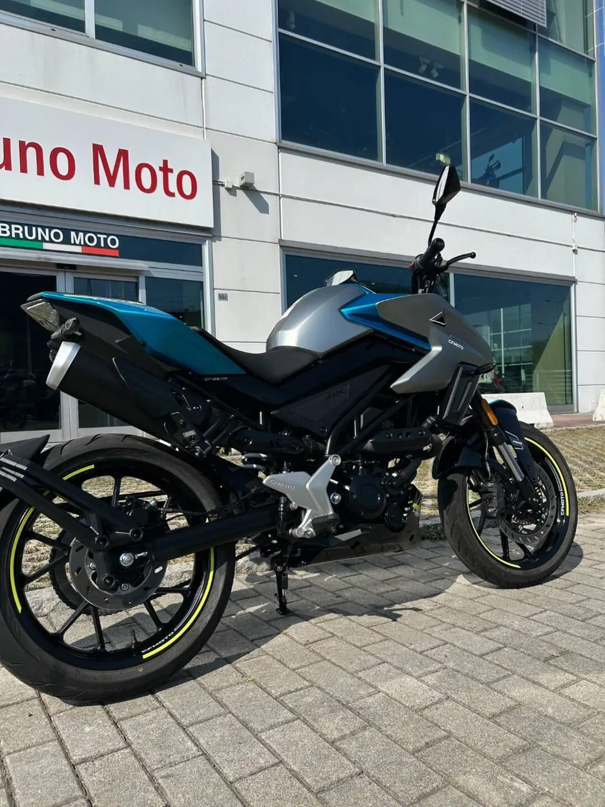 CFMOTO 125NK (2025 - 26) (4)