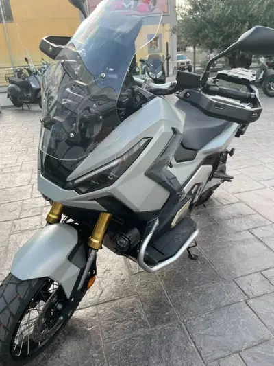 Honda X-ADV 750 (2025 - 26) usata
