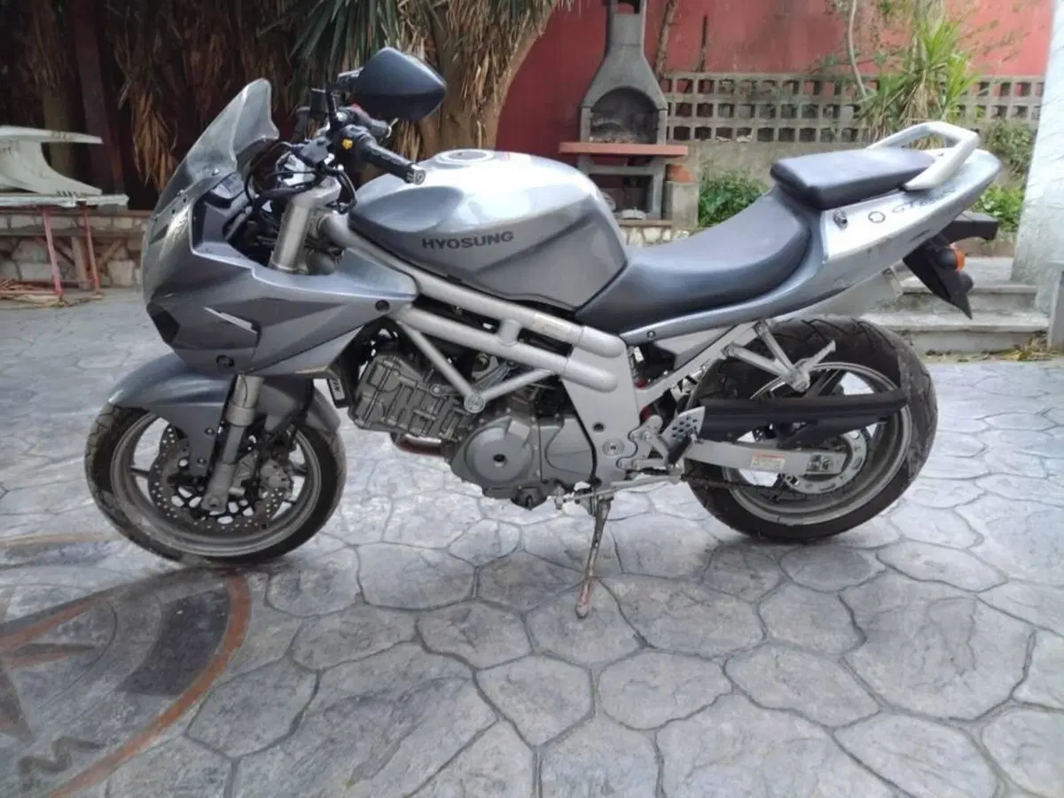 Ricambi Usati Originali Hyosung GT 650 R Comet Spo (4)