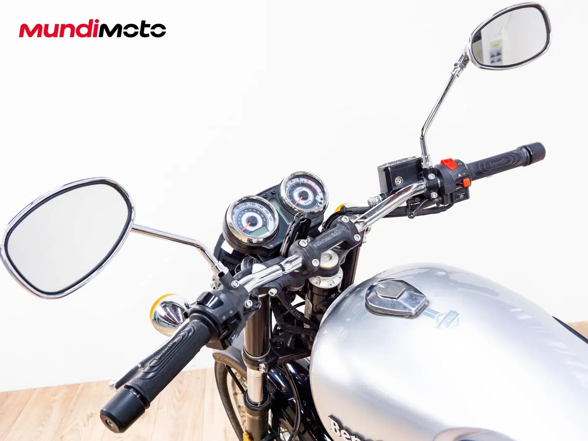 Benelli Imperiale 400 (2019 - 20) (11)