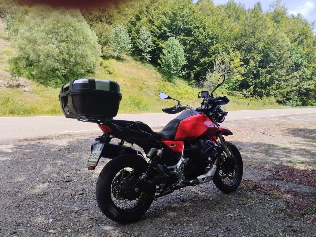 Moto Guzzi V85 TT (2019 - 20) (4)