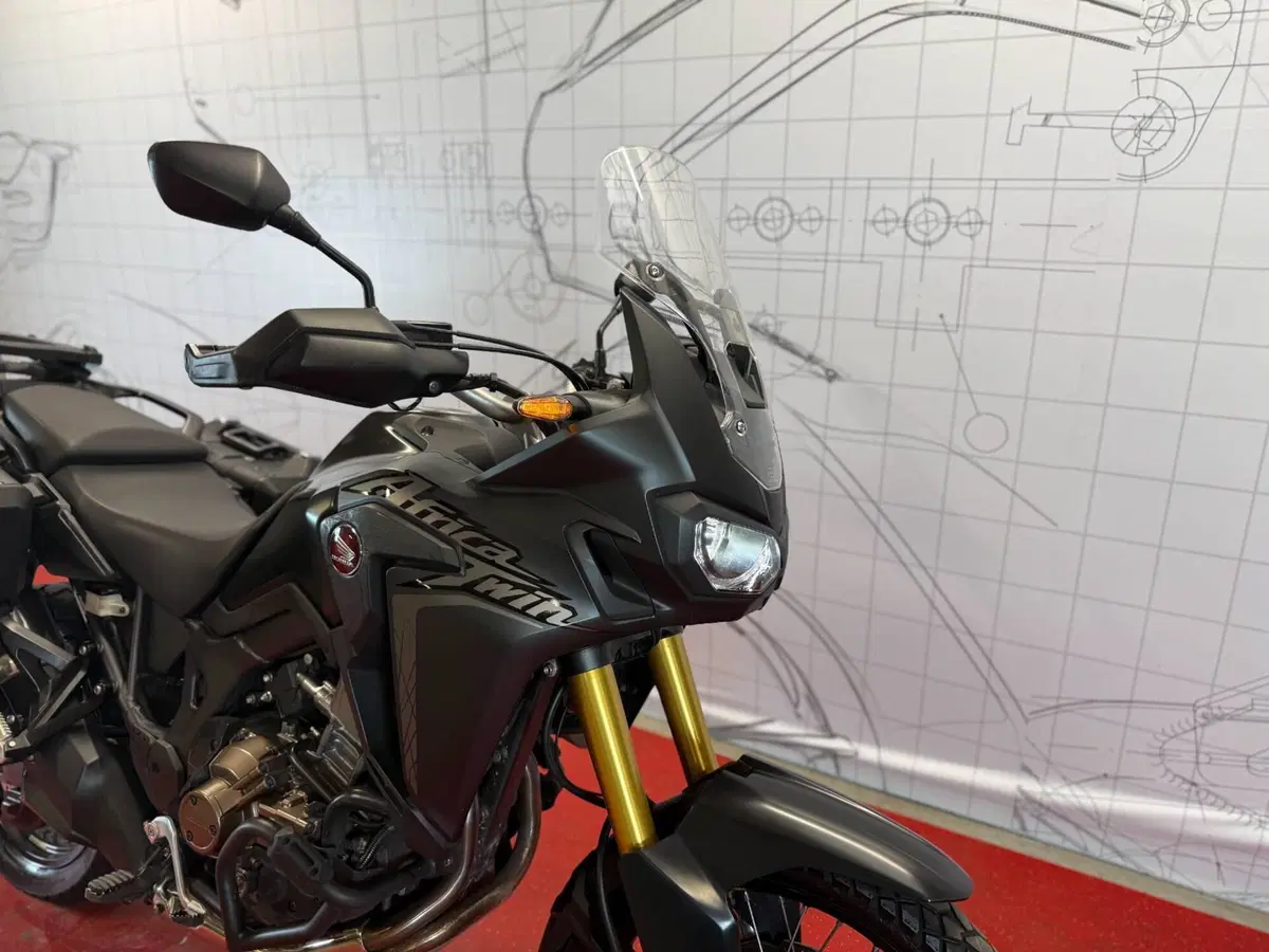 Honda Africa Twin CRF 1000L DCT ABS (2016 - 17) (9)