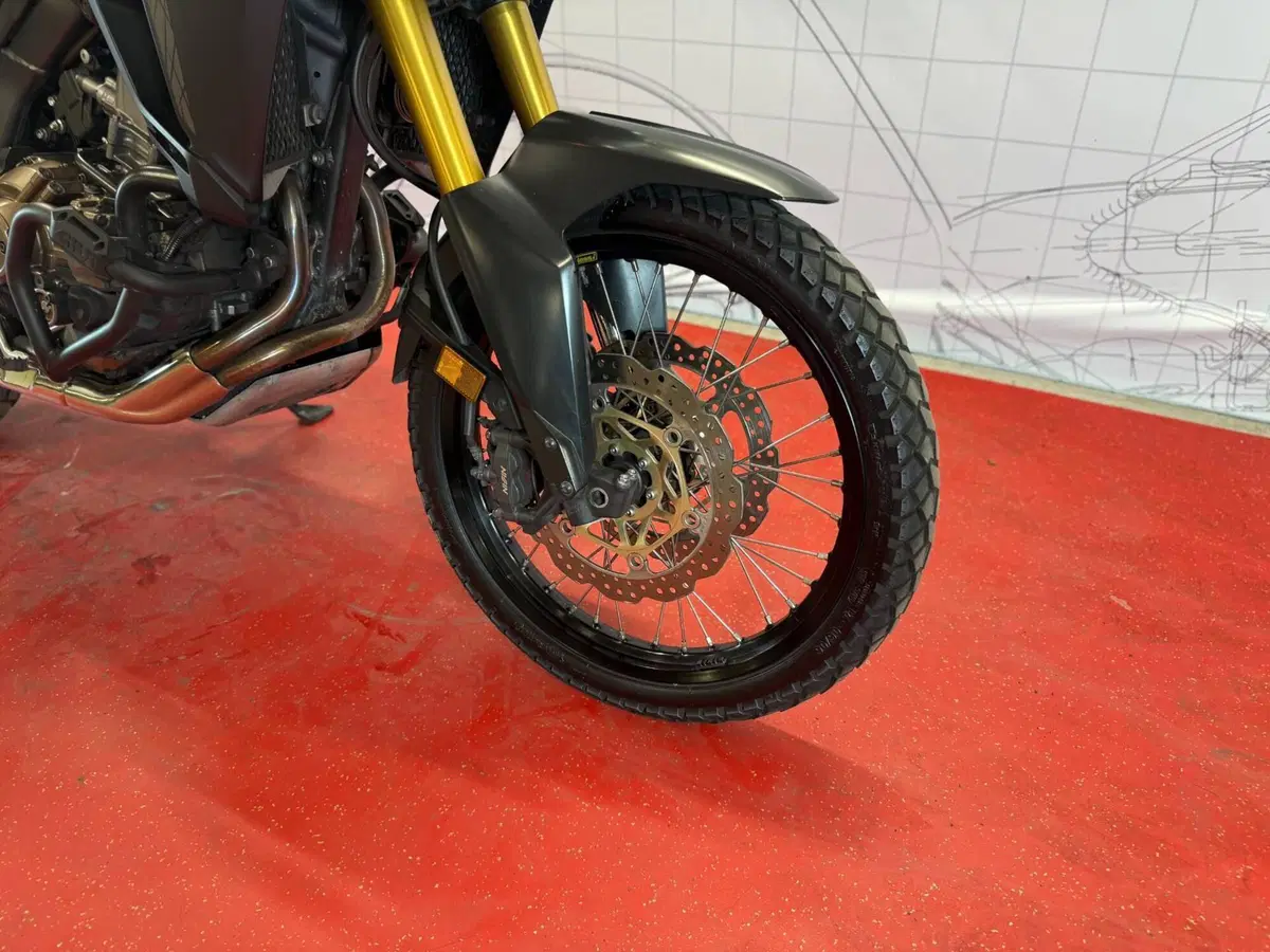 Honda Africa Twin CRF 1000L DCT ABS (2016 - 17) (8)