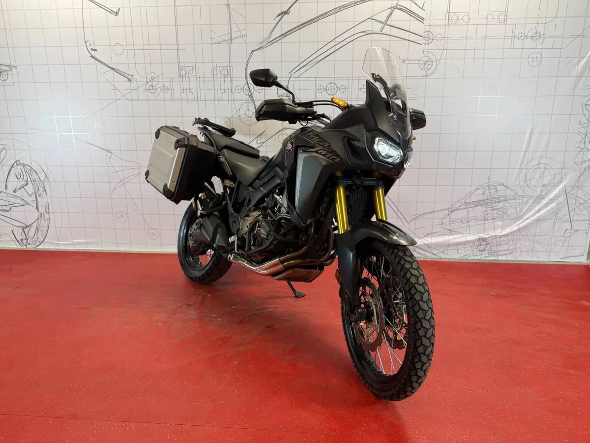 Honda Africa Twin CRF 1000L DCT ABS (2016 - 17) (2)