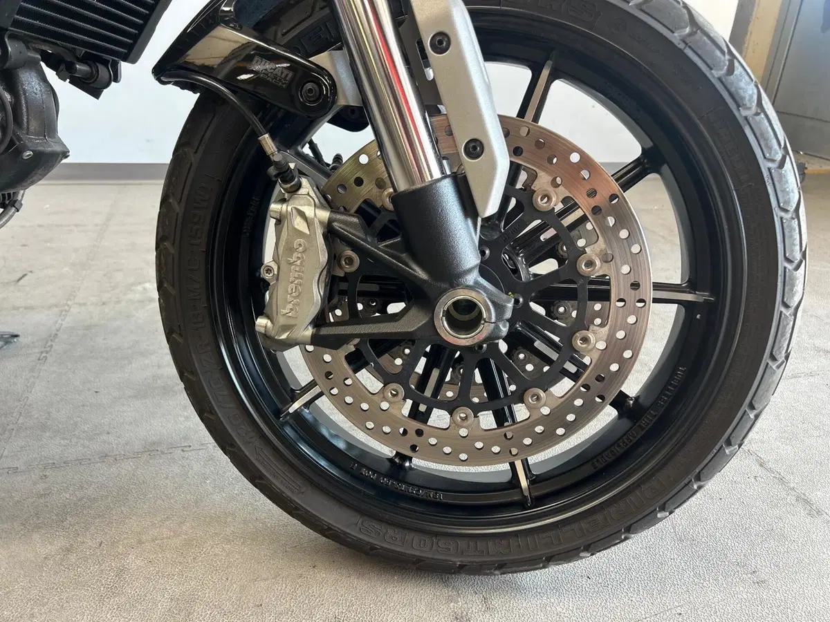 Ducati Scrambler 1100 (2018 - 20) (4)
