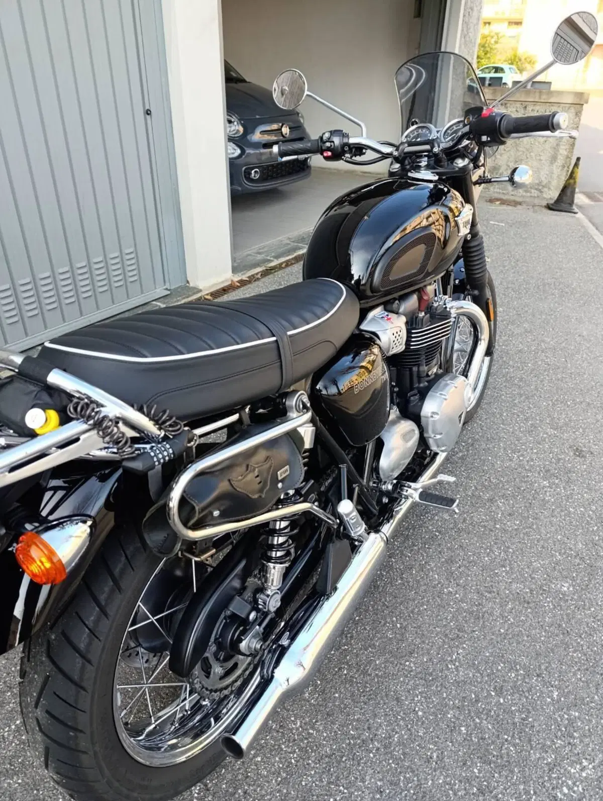 Triumph Bonneville T100 (2017 - 20) (4)