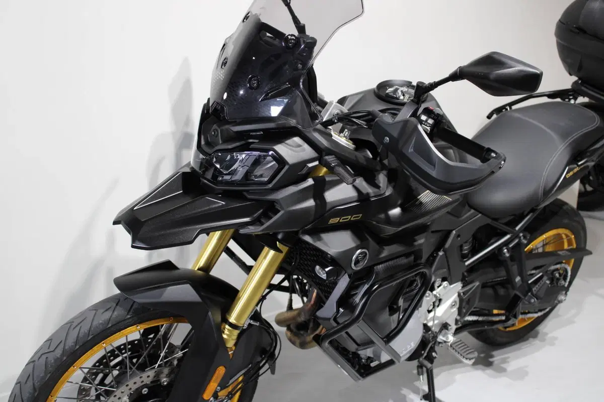Voge Valico 900DSX (2024 - 26) (9)