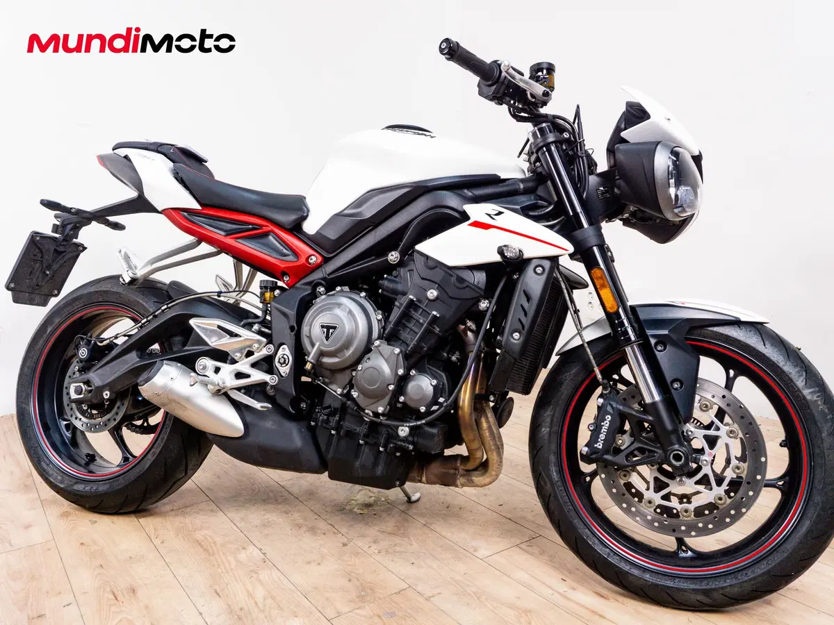 Triumph Street Triple 765 R (2023 - 26) (2)