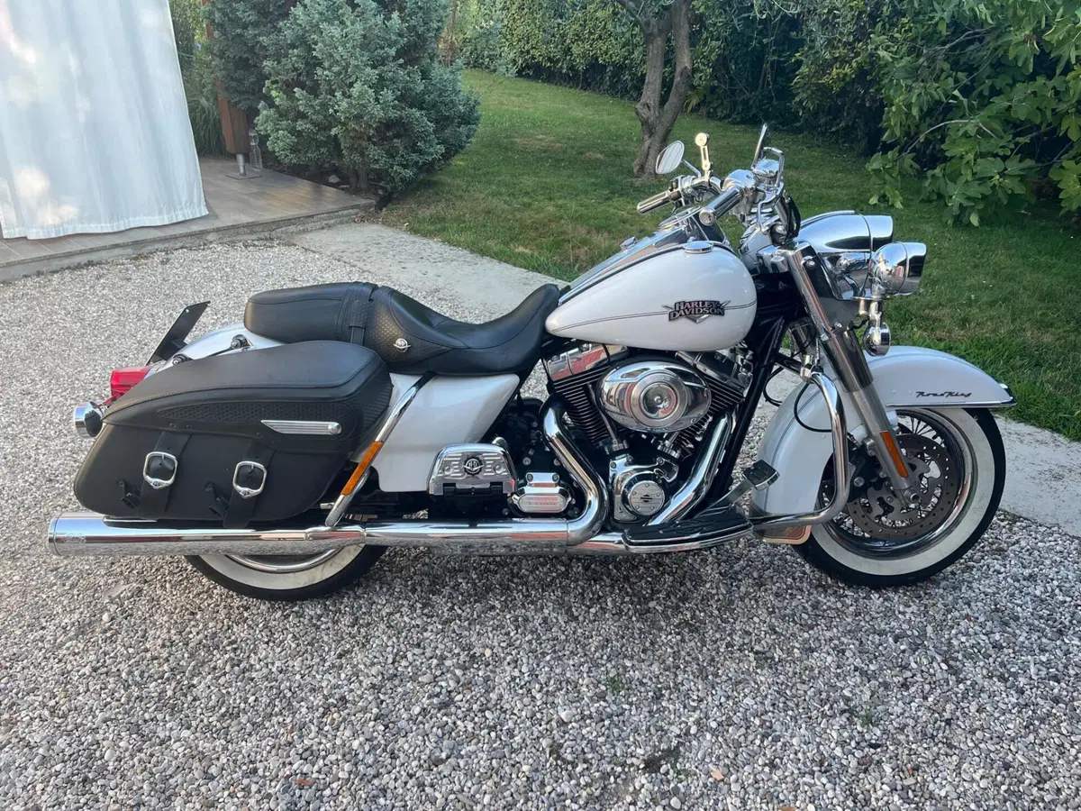 Harley-Davidson 103 Road King Classic (2014 - 16) - FLHRC