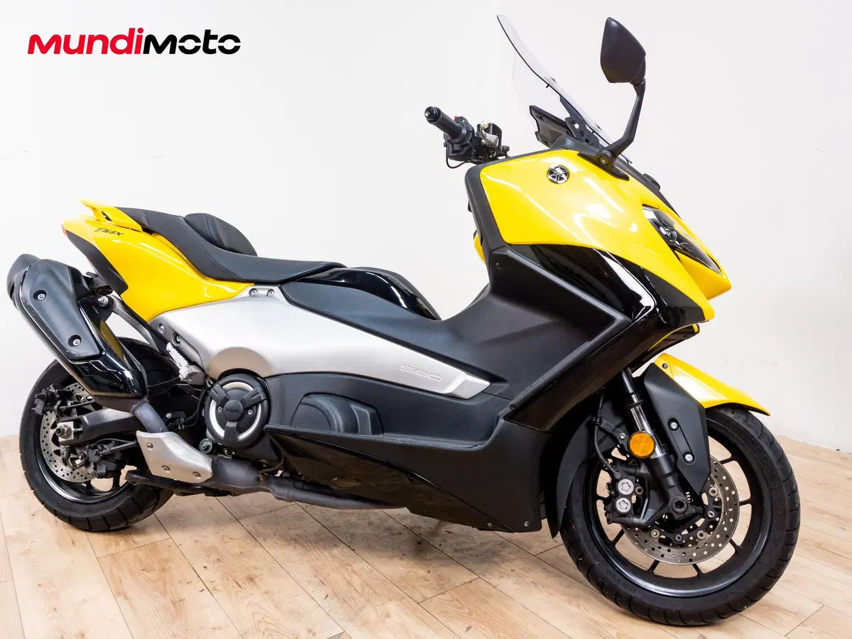 Yamaha T-Max 560 Tech Max (2020) (2)