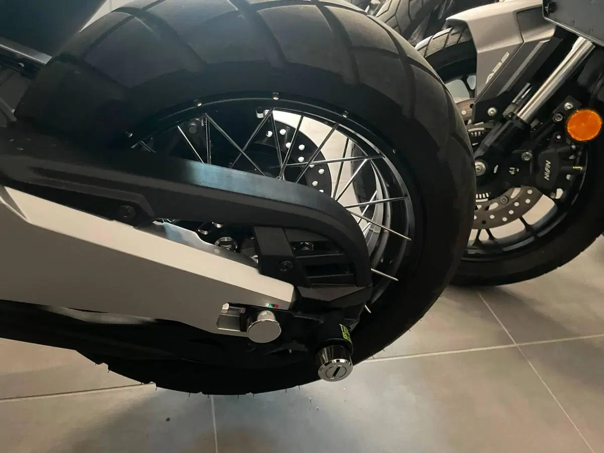Honda X-ADV 750 (2025 - 26) (4)