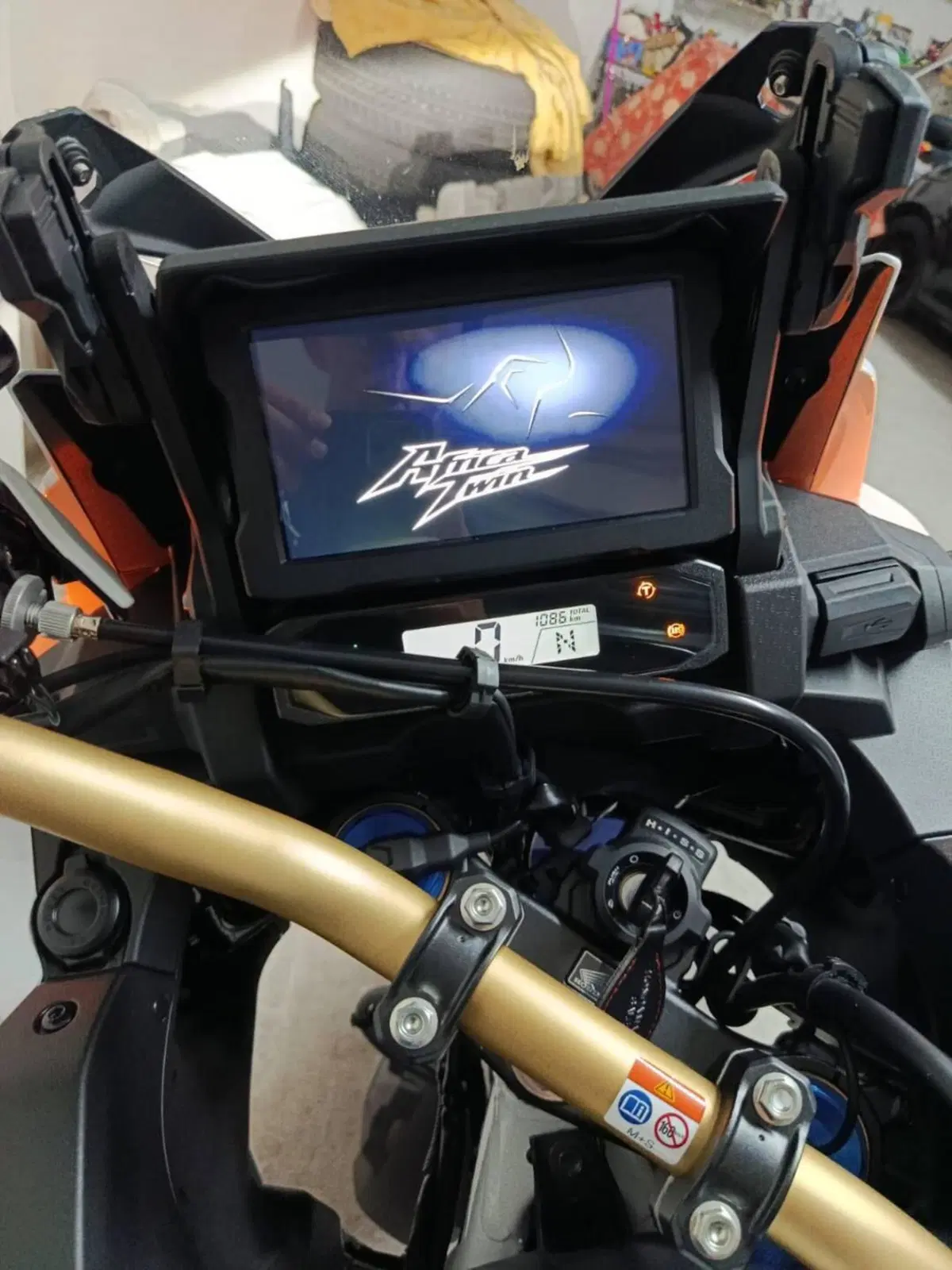 Honda Africa Twin CRF 1100L (2024 - 26) (4)