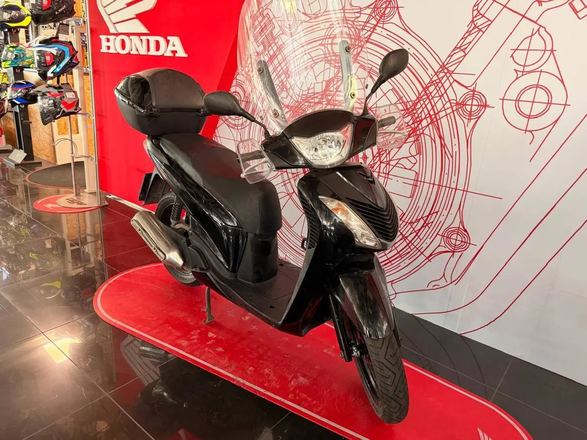 Honda SH 125 i (2005 - 08) (2)
