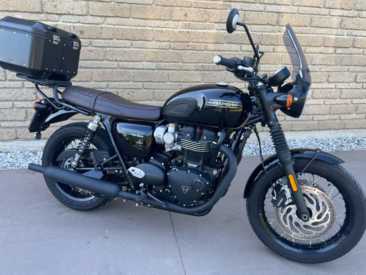 Triumph Bonneville T120 Black (2021 - 25)