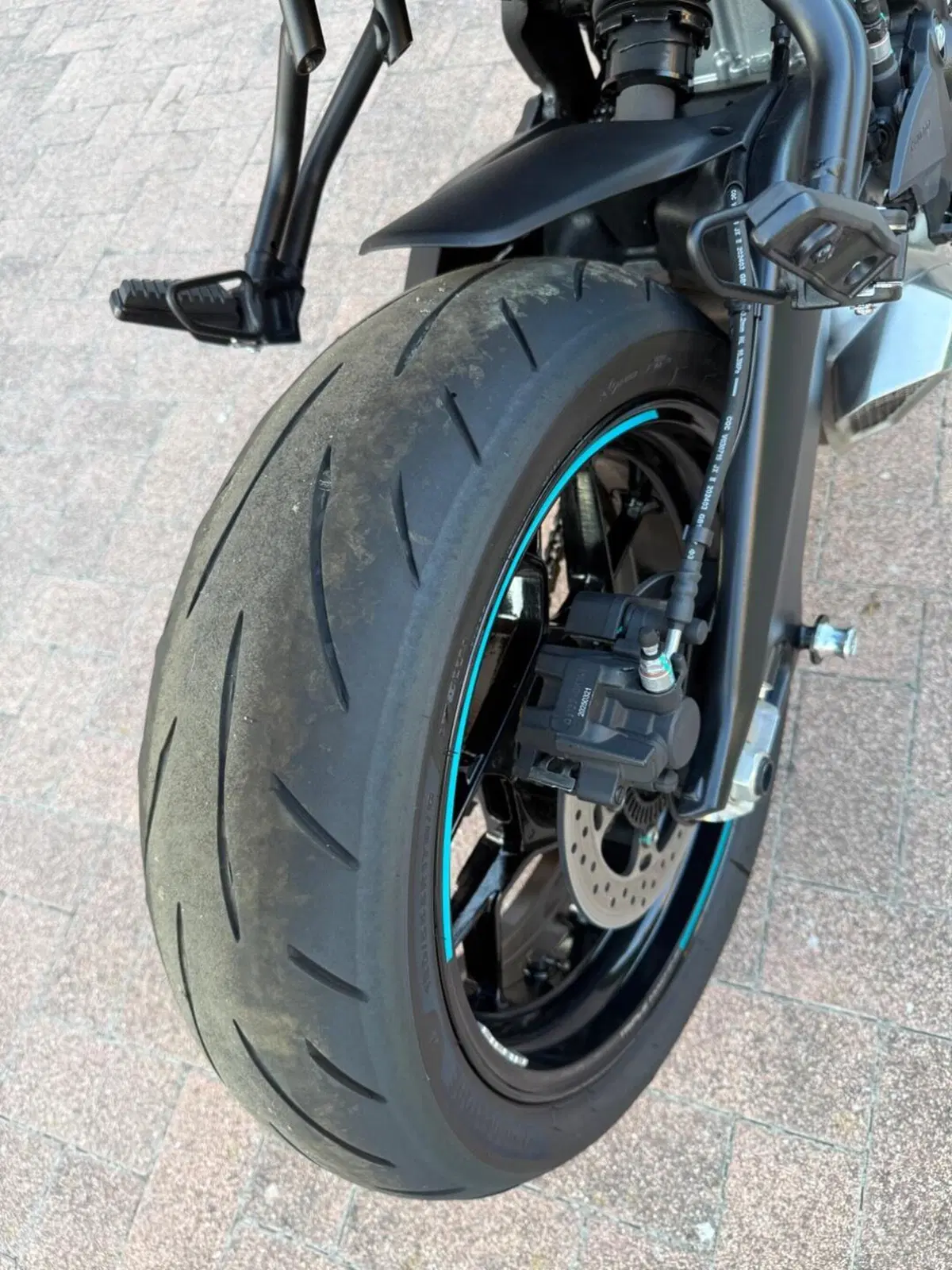 CFMOTO 675NK (2025 - 26) (10)