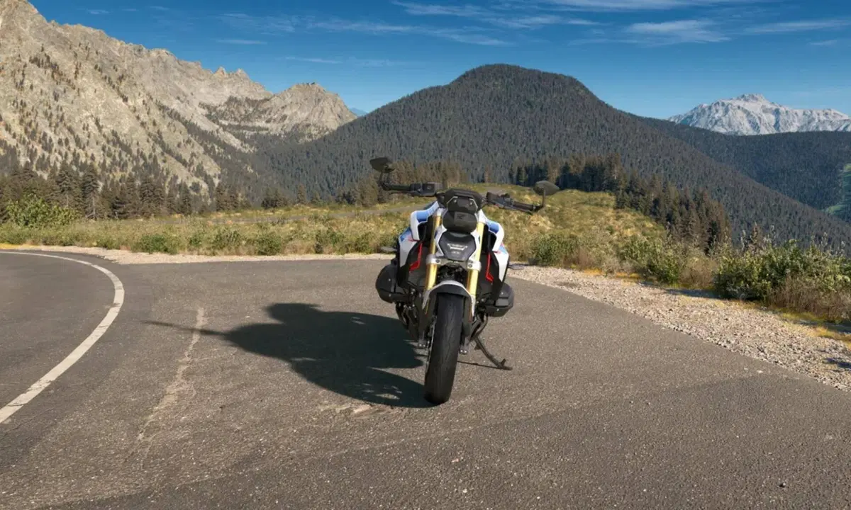 Bmw R 1300 R (2026 - 27) (3)