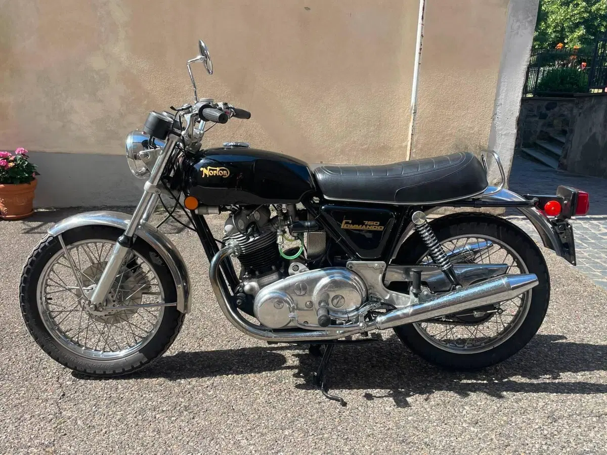 Norton Commando 750 Roadster Electric Start Ignition (3)