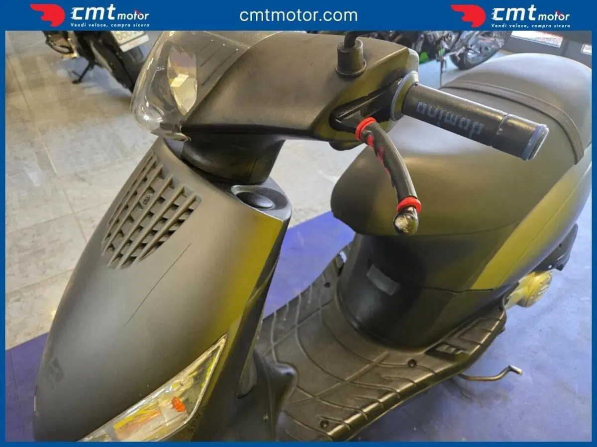 Piaggio Zip 50 4T (2021 - 25) (13)