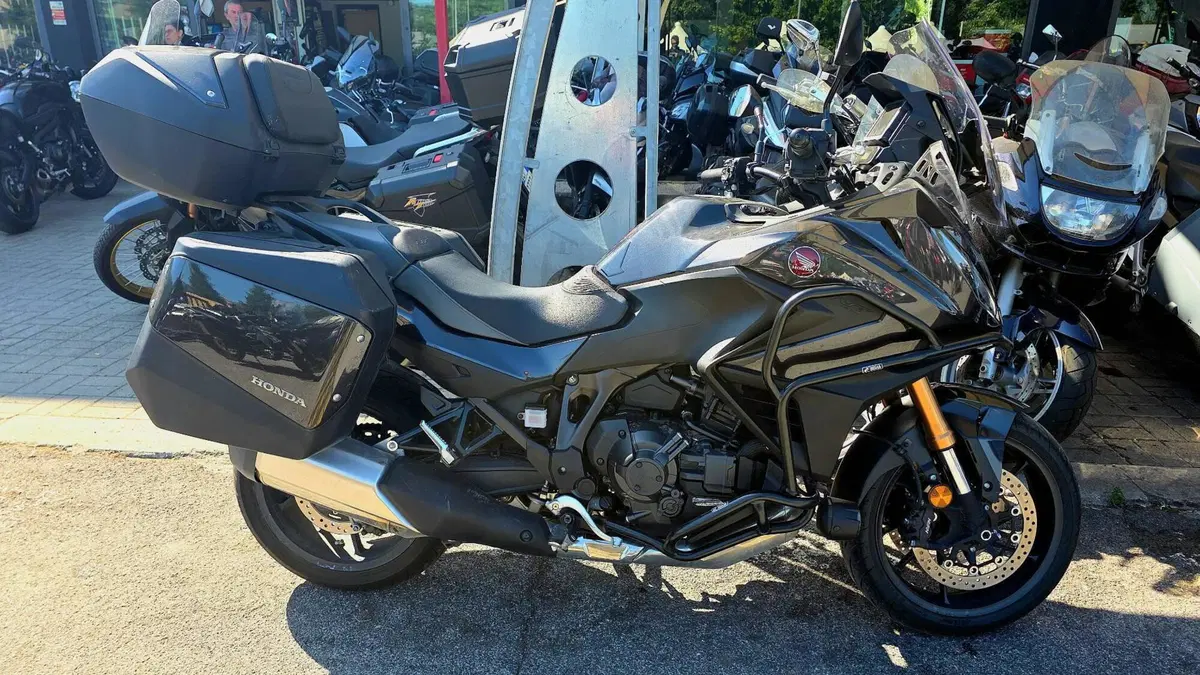 Honda NT 1100 DCT Electronic Suspension (2025 - 26) (2)