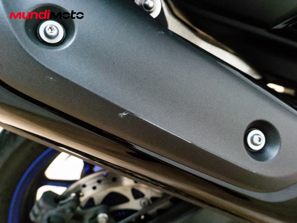 Yamaha T-Max 560 Tech Max (2025 - 26) (13)