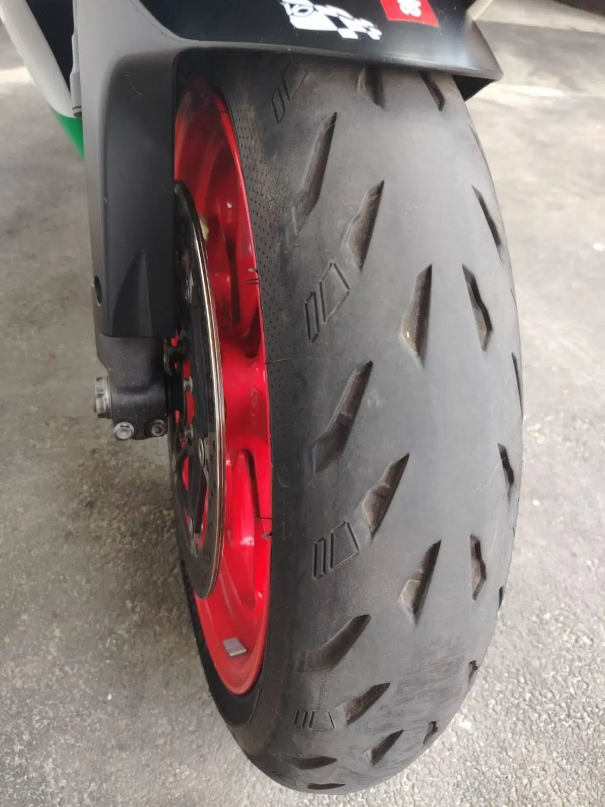 Aprilia RSV4 R (2009 - 12) (19)