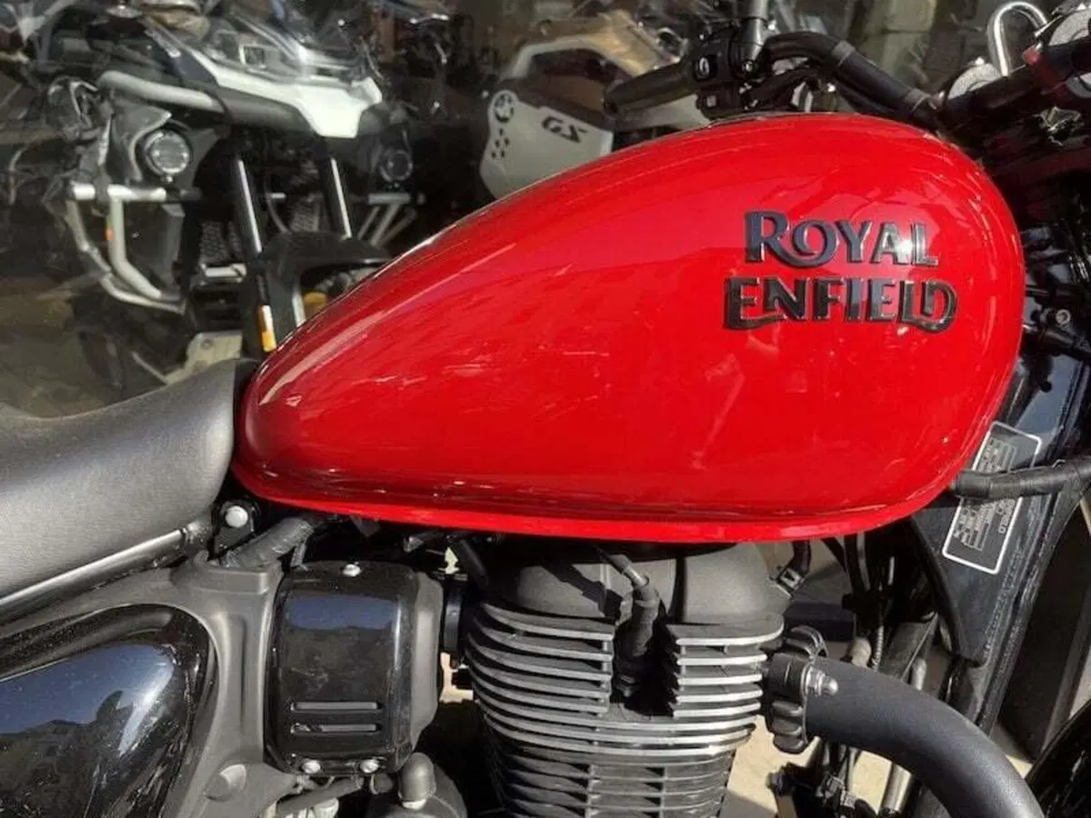 Royal Enfield Meteor 350 (2021 - 26) (8)