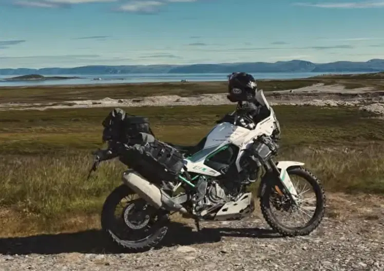 Con la Kawasaki KLE 500 alla Parigi-Caponord [VIDEO]