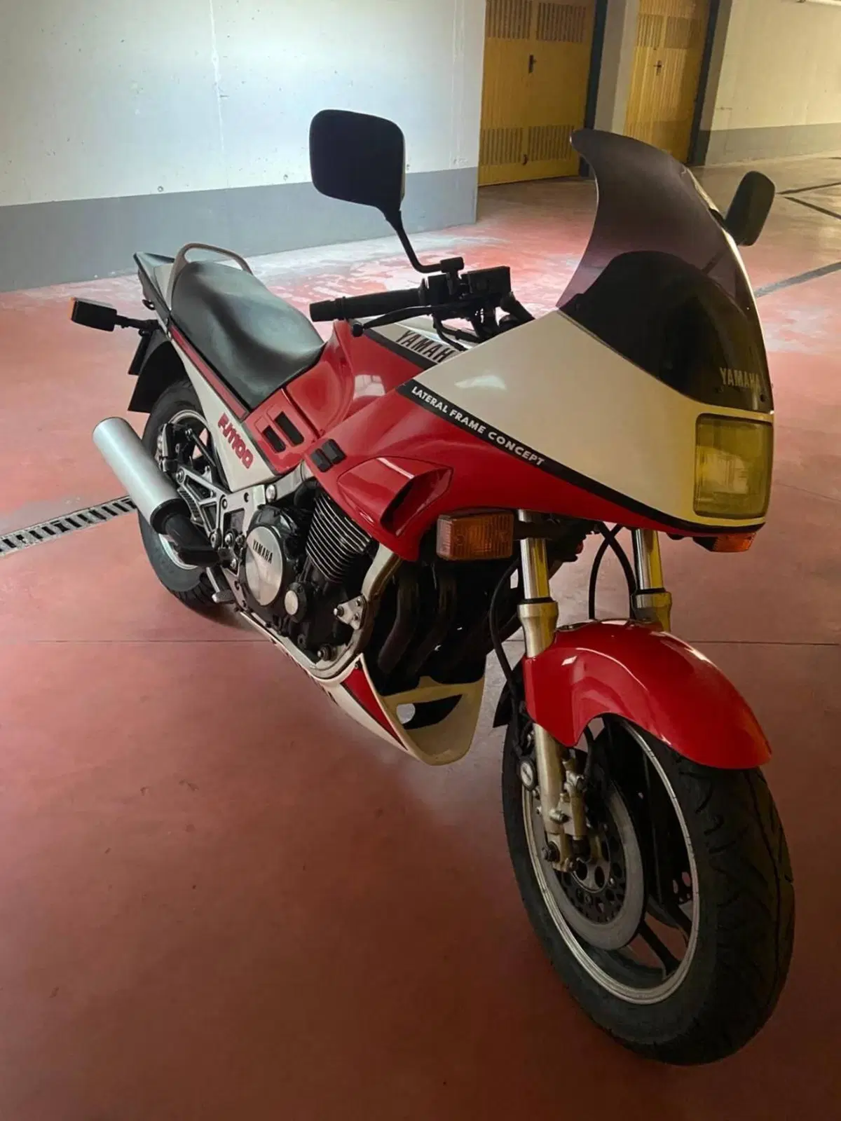 Yamaha FJ 1100 (5)