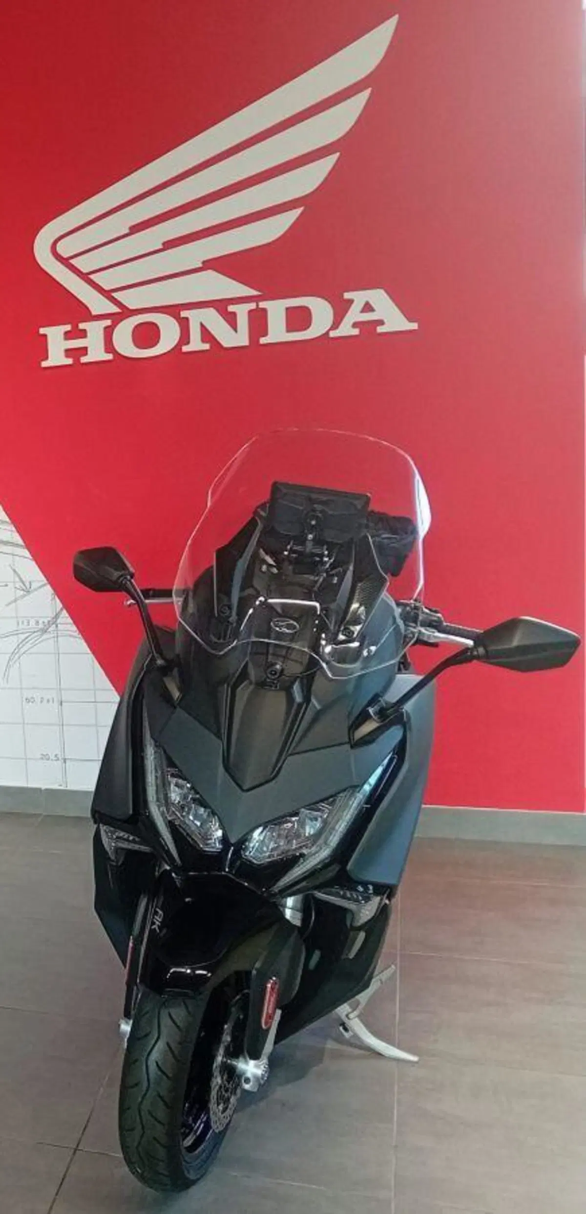 Kymco AK 575 Premium (2025 - 26) (3)