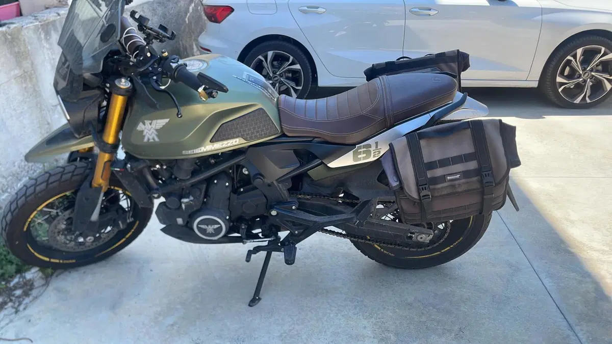 Moto Morini SEIEMMEZZO SCR (2022 - 26) (6)