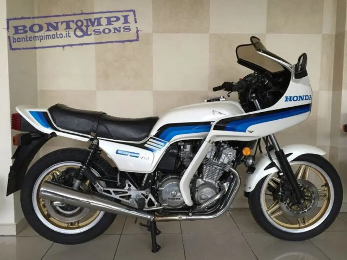Honda CB 750 (1980 - 84) FD-KZ-CD (2)