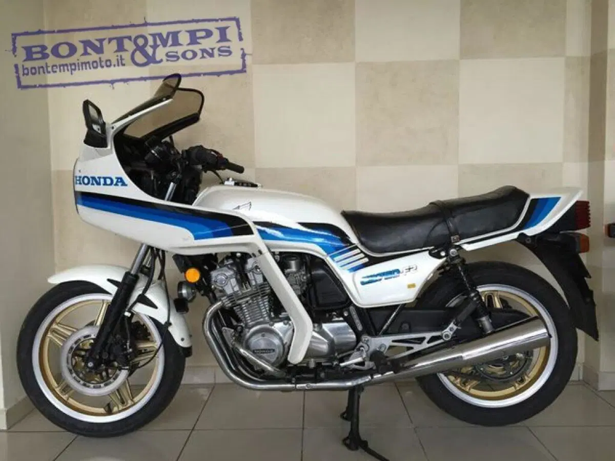 Honda CB 750 (1980 - 84) FD-KZ-CD (4)