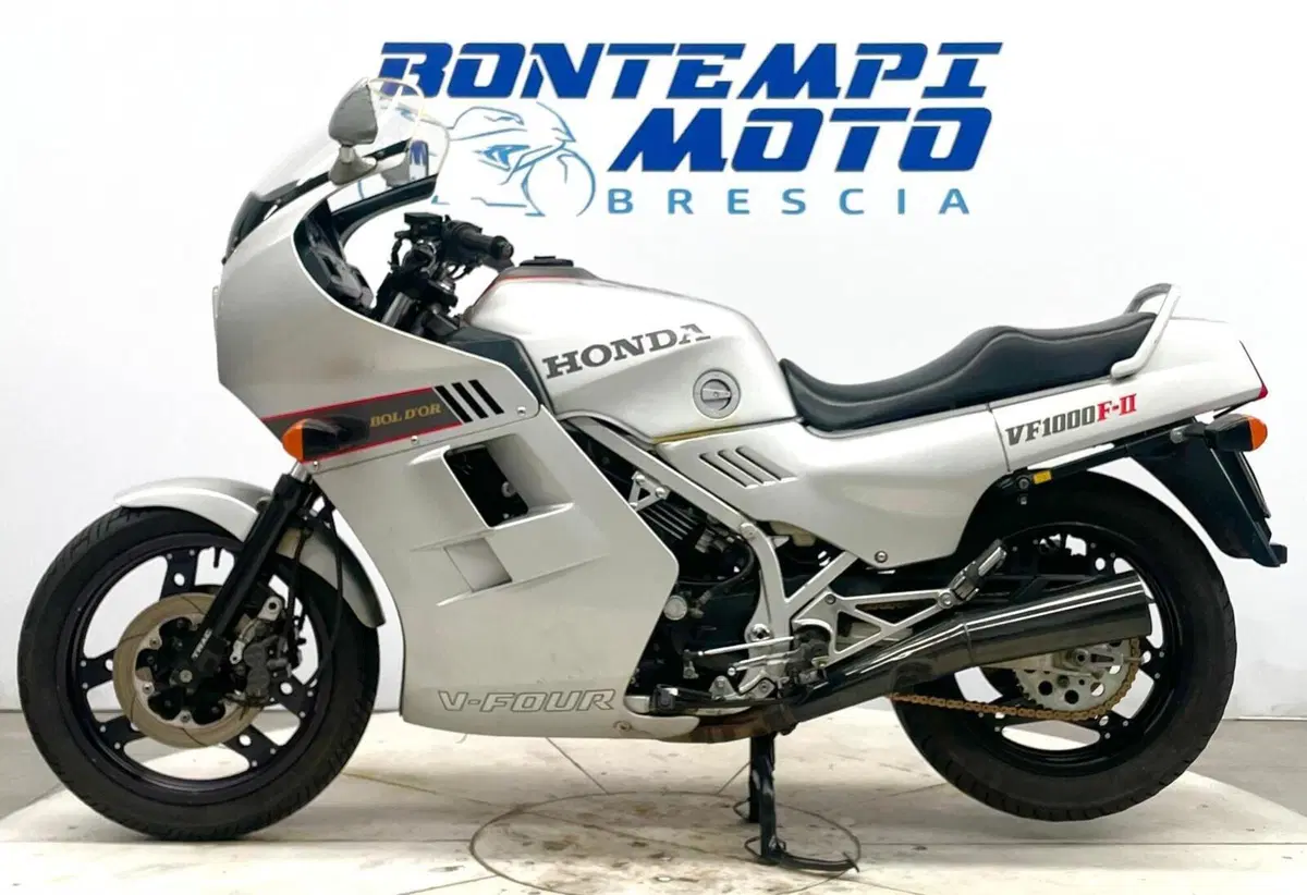 Honda VF 1000 F2 (1985 - 87) (4)