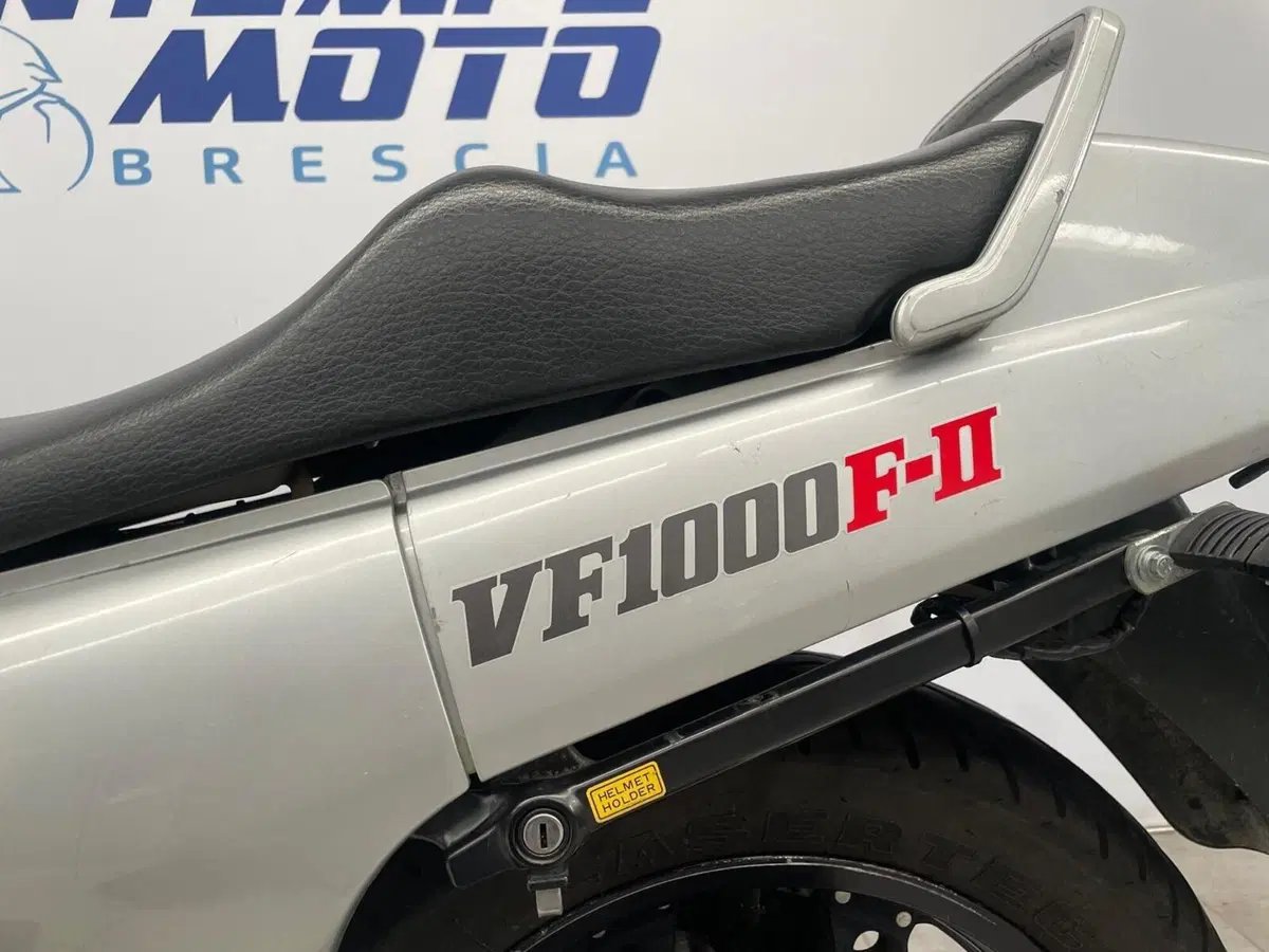 Honda VF 1000 F2 (1985 - 87) (12)